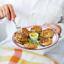 Fleischpflanzerl vom Kalb mit Kapern und Sardellen