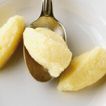 Grießnockerln Grießnockerln