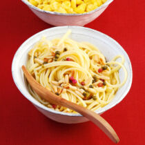 Pinienkern-Pfeffer-Nudeln Pinienkern-Pfeffer-Nudeln