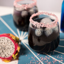 Schwarzer-Cocktail-Black-Panther Schwarzer-Cocktail-Black-Panther