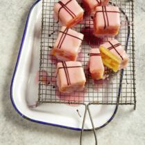 Punschkrapferl Punschkrapferl