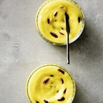 Mango-Ananas-Aufstrichkalt gerührt Mango-Ananas-Aufstrichkalt gerührt