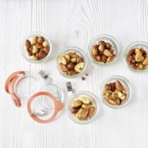 Geröstete Asia-Nüsse Geröstete Asia-Nüsse