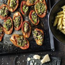 Penne mit Schmortomaten-Pesto