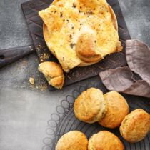 Scones mit Ofenkäse