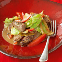 Pfeffergeschnetzeltes mit Spitzkohl