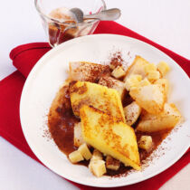 Grießschnitten mit Birnen-Marzipan-Kompott Grießschnitten mit Birnen-Marzipan-Kompott