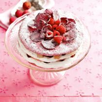 Rosen-Litschi-Torte Rosen-Litschi-Torte