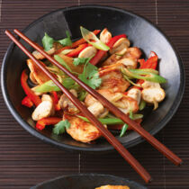 Wok-Hähnchen Wok-Hähnchen