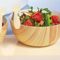 Tomatensalat mit Knusperbrot