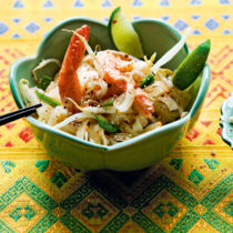 Reisnudeln mit Garnelen (Pad Thai Sai Gung) Reisnudeln mit Garnelen (Pad Thai Sai Gung)