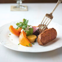 Hirschmedaillons mit gebackenem Kürbis