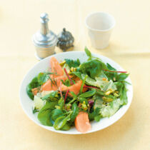 Blattsalat mit gezuckerter Zitrone