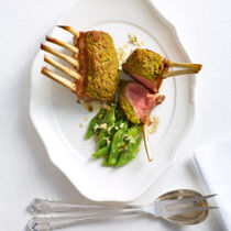 Lammkarree mit gschnittne Bohnen Lammkarree mit gschnittne Bohnen