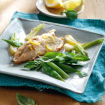 Saiblingsfilet mit Zuckerschoten-Brunnenkresse-Gemüse