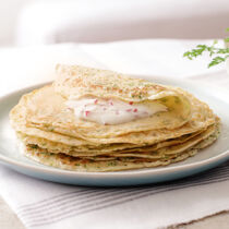 Kerbelpfannkuchen mit Schmand