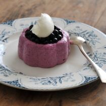 Wildheidelbeermousse mit Jogurt Wildheidelbeermousse mit Jogurt