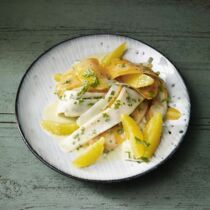 Möhren-Orangen-Salat mit Senfdressing