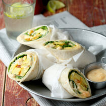 Wraps mit Röstpastinaken und Currycreme Wraps mit Röstpastinaken und Currycreme