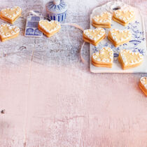 Zitronenherzen mit Cremefüllung Zitronenherzen mit Cremefüllung