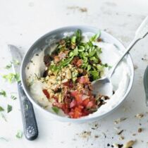 Ziegenkäse-Tomate-Basilikum-Aufstrich