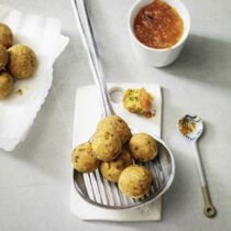 Frittierte Tofubällchen