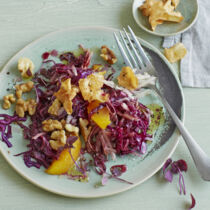 Rotkohlsalat mit Topinambur