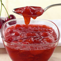 Erdbeer-Kirsch-Konfitüre Erdbeer-Kirsch-Konfitüre