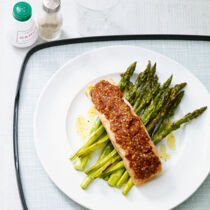 Chililachs mit Spargel Chililachs mit Spargel