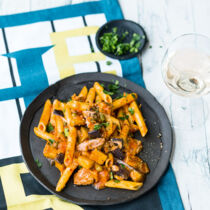 Penne mit Aubergine und Thunfisch