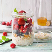 Buchweizen-Beeren-Porridge