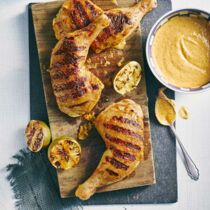 Kreolische scharfe Hähnchenschenkel