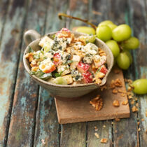 Winter-Waldorf-Salat mit Zitronen-Frischkäse-Dressing