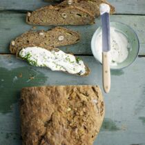 Slow-Carb-Brot mit Möhren und Zucchini Slow-Carb-Brot mit Möhren und Zucchini
