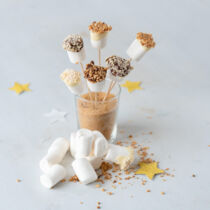 Schoko-Marshmallows am Stiel Schoko-Marshmallows am Stiel