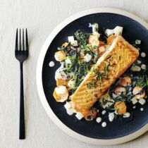 Mangoldpfanne mit Lachs