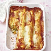 Pfannkuchen mit Mozzarella überbacken Pfannkuchen mit Mozzarella überbacken