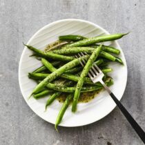 Bohnensalat mit Dill-Senf-Dressing Bohnensalat mit Dill-Senf-Dressing