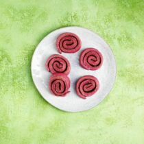 Pinkfarbene Zimtschnecken