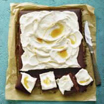 Espresso-Schoko-Kuchen mit Skyr-Frosting Espresso-Schoko-Kuchen mit Skyr-Frosting