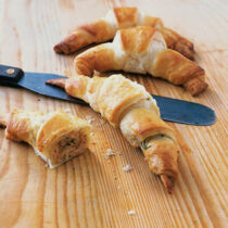 Lachs-Croissants
