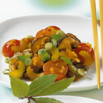 Wok-Pilze mit Sellerie