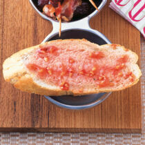 Tomaten-Knoblauch-Brot