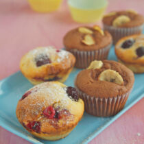 Weiße Schoko-Beeren-Muffins