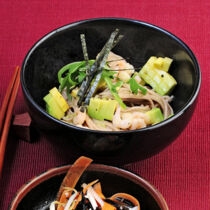 Soba-Nudelsalat mit Krabben