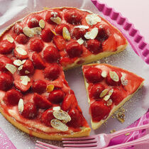 Erdbeerkuchen mit Mandeln Erdbeerkuchen mit Mandeln