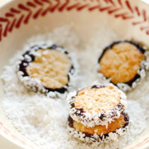 Kokosbusserl Kokosbusserl