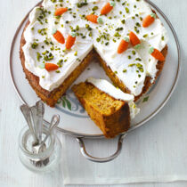 Möhrentorte mit Limettencreme Möhrentorte mit Limettencreme