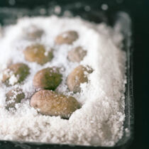 Kartoffeln in der Salzkruste