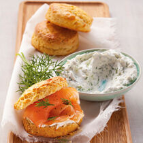 Scones mit Lachs